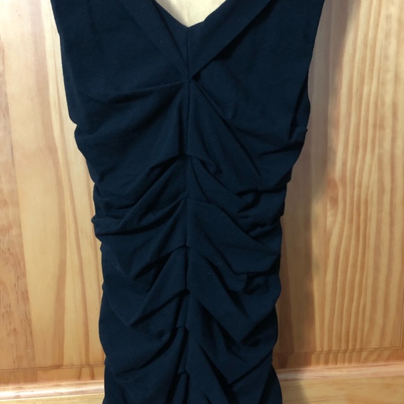 Express sleeveless top black - Picture 2 of 2